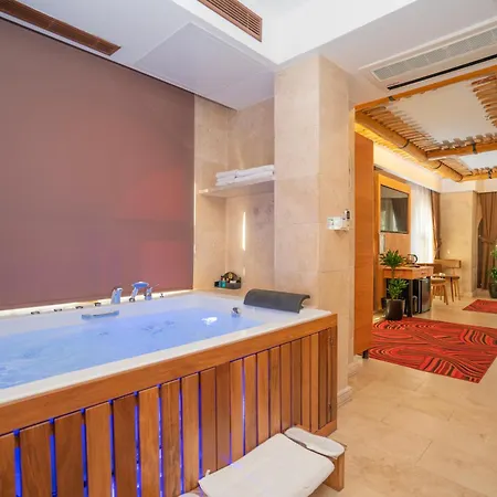 호텔 Pasha Palace 3*